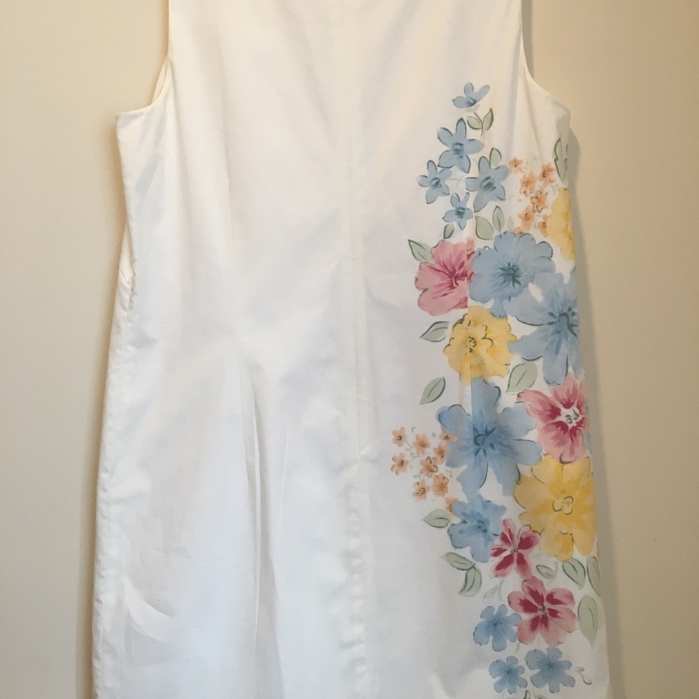 Petite Sophisticate Floral Dress - Picture 12 of 12